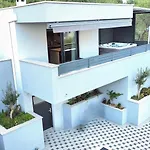 Holiday Home Vucko With Jacuzzi